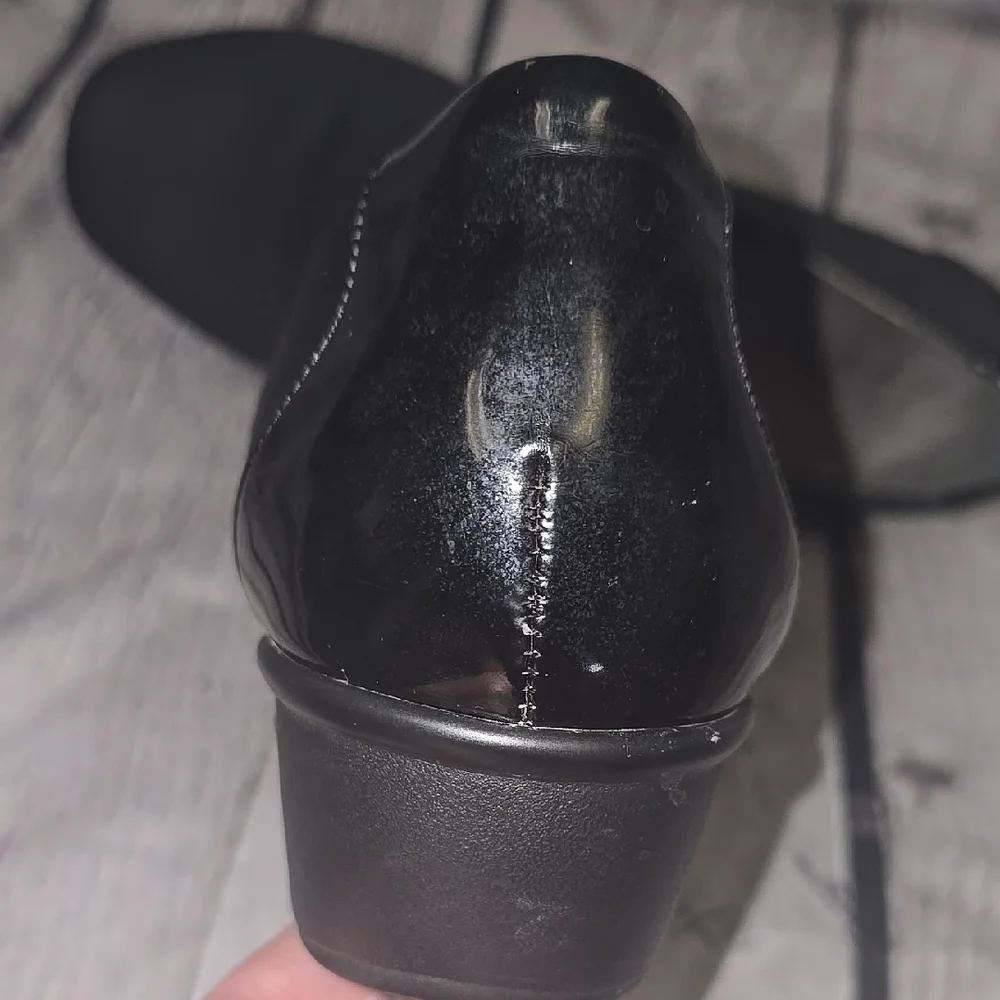 Good Soles by Catherines Black Minimalist Wedge Heel Size 8 1/2 W
